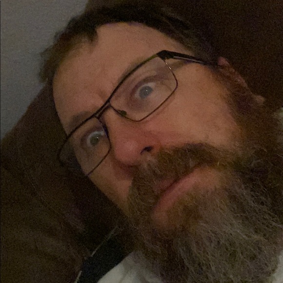 Profile Picture of Larry Key (@larry_key) on Poshmark