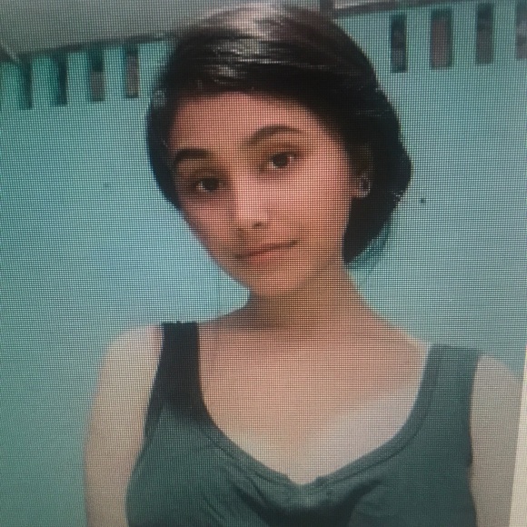 Profile Picture of Oliver Baldwin (@oliverbaldwin) on Poshmark