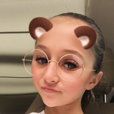 Profile Picture of Caitlin BK (@TheRealBudacz) on Twitter