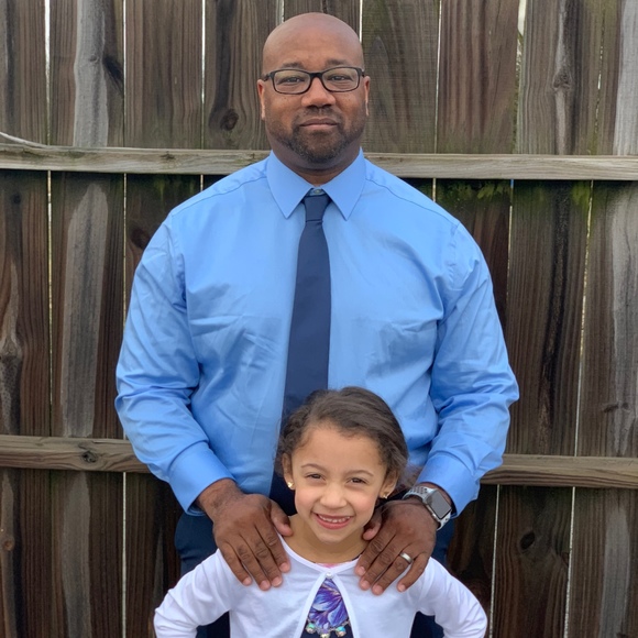 Profile Picture of Nathan Riney (@nathanriney) on Poshmark