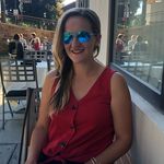 Profile Picture of Laura (@thouswords) on Instagram