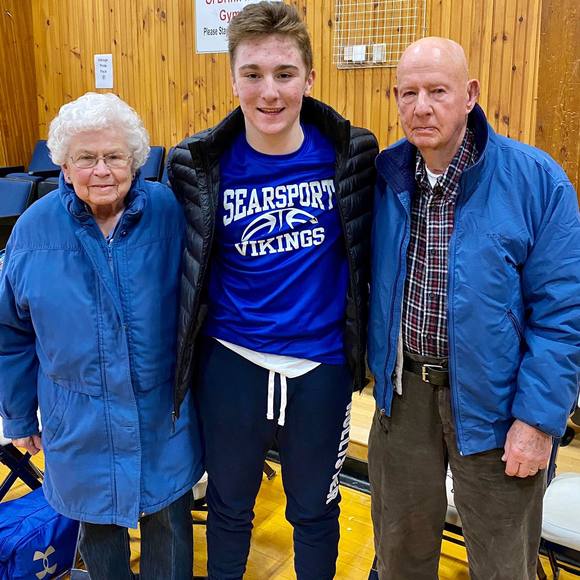 Profile Picture of Chase Brassbridge (@cbrassbridge) on Poshmark