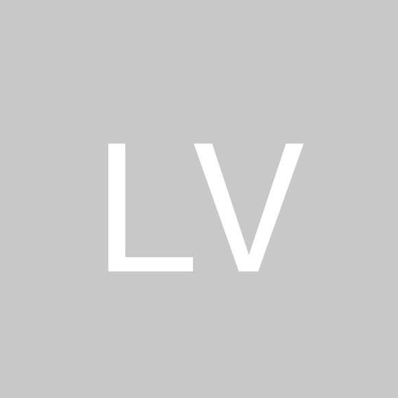Profile Picture of Luis ricardo Victoria gonzalez (@luirri1326) on Poshmark