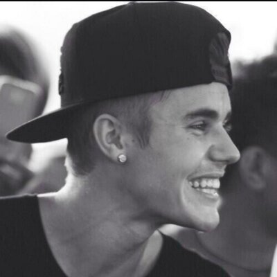 Profile Picture of Justin Bieber. (@HeHasMeGoinCray) on Twitter