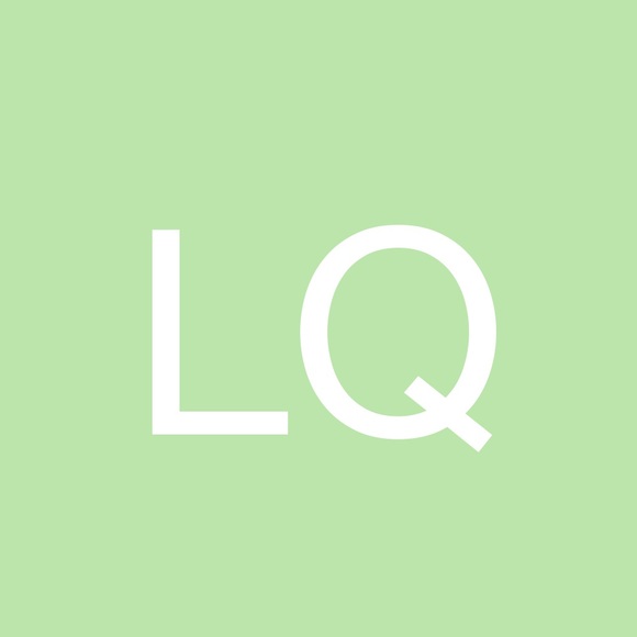 Profile Picture of Lyndsey Quady (@lyndseyquady) on Poshmark