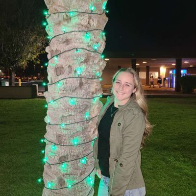 Profile Picture of MirandaAnn❤️ (@MirandaDavis3) on Twitter