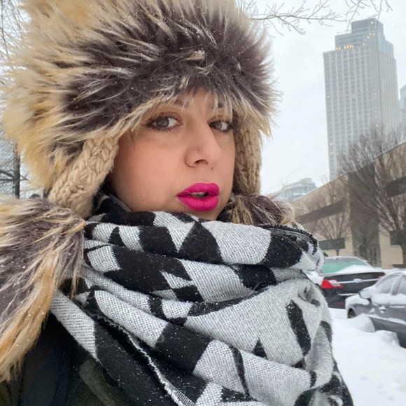 Profile Picture of Monica Scarlatella (@nikascarlatella) on Poshmark