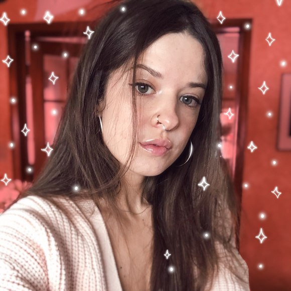 B.b. Tamagotchi - Poshmark Profile Picture of B.b. Tamagotchi (@auriemma5) on Poshmark