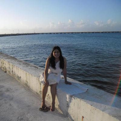 Profile Picture of Victoria Salazar (@7777Victoria) on Twitter
