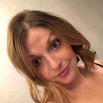 Profile Picture of Lisa Clement (@vanmediagal) on Twitter