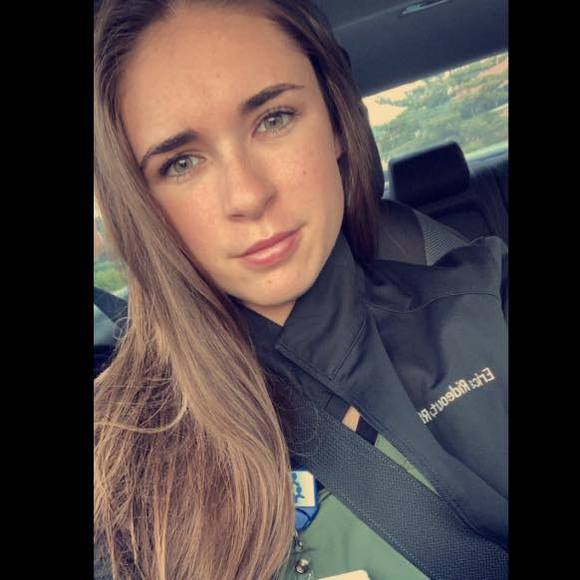 Profile Picture of Erica Rideout (@ericarideout) on Poshmark