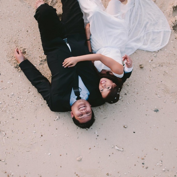 Profile Picture of Monally Samson (@monarv05) on Poshmark