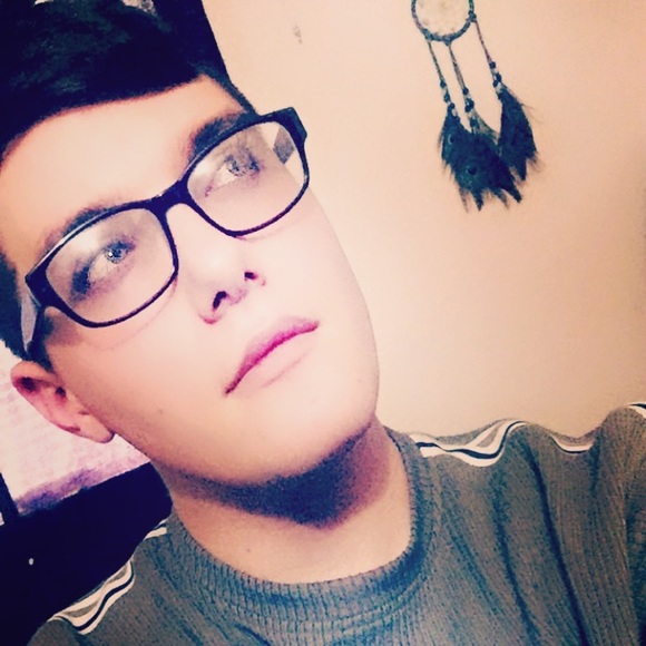 Profile Picture of Jason Mcwhorter (@jason_mcw) on Poshmark