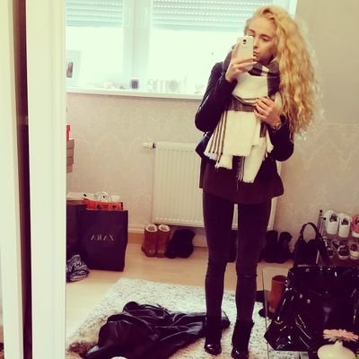 Profile Picture of Michelle Hertz (@Hertz1999Hertz) on Twitter