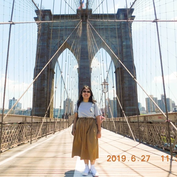 Profile Picture of Daranh Phan (@dpbear1995) on Poshmark