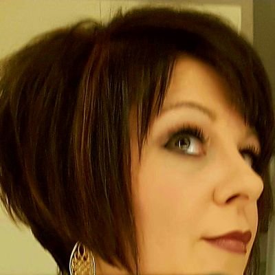 Profile Picture of Jenelle Saskiw (@JenelleSaskiw) on Twitter