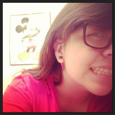 Profile Picture of ALEXA CASTILLO (@alexacastillo98) on Twitter