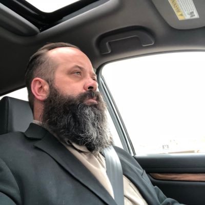 Profile Picture of A-aron (@aaron_vannoy) on Twitter