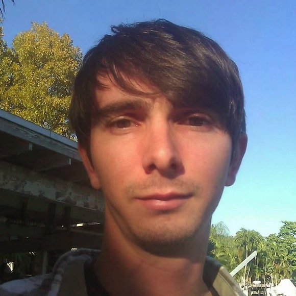 Profile Picture of Matthew Mulick (@mattym) on Poshmark