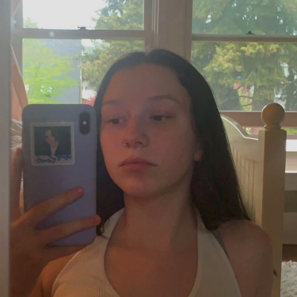 Profile Picture of Kate Septon (@kate_septon) on Poshmark