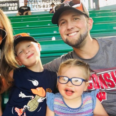 Profile Picture of Andy Schrader (@Shr8r) on Twitter