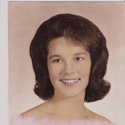 Profile Picture of Penny Hinkle (@pnnyloafer3) on Twitter