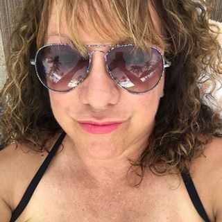 Profile Picture of Barbara A Miller (La Femme de Beer) (@lafemme.debeer) on Facebook