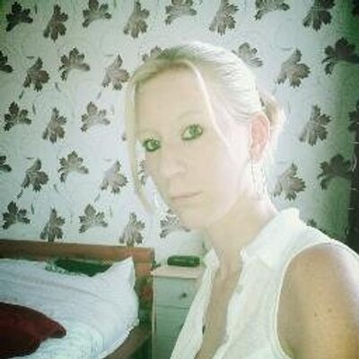 Profile Picture of Lisa Talbot (@lisacalsbabygal) on Twitter