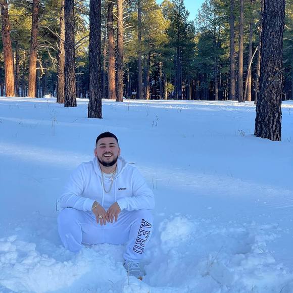 Profile Picture of Adrian Encinas (@adrianencinas07) on Poshmark