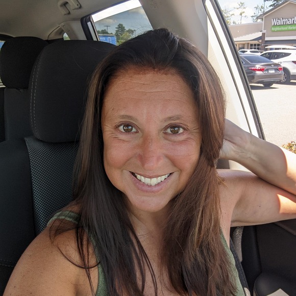 Jaime Markham - Poshmark Profile Picture of Jaime Markham (@jaime_markham) on Poshmark