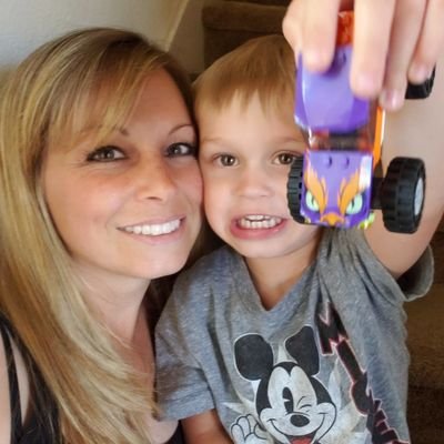 Profile Picture of Sharee Thompson (@Sharee_Thompson) on Twitter