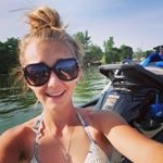 Profile Picture of Julia McManus (@juwalsss) on Instagram