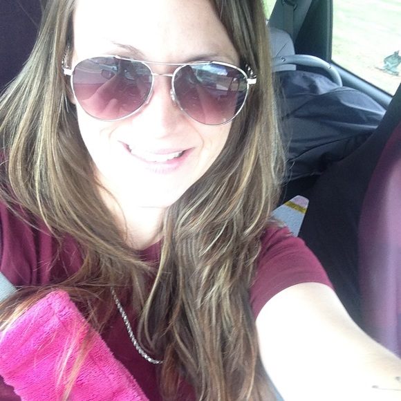 Profile Picture of Larrah Carroll (@larrahcarroll56) on Poshmark