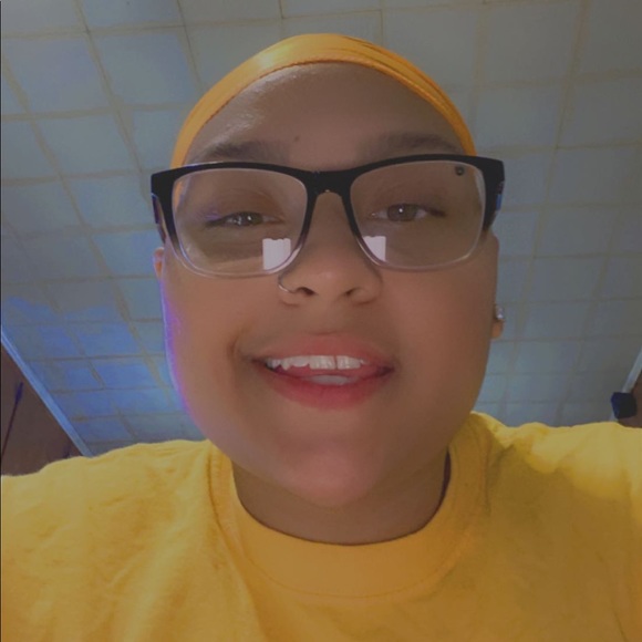 Profile Picture of Tabitha Hunt (@tabithahunt864) on Poshmark