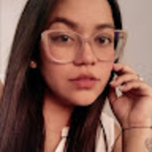 Profile Picture of María isabel Chirinos calderón (@marisabel518) on Poshmark