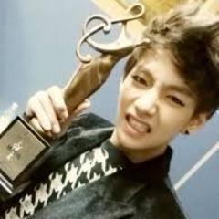 Profile Picture of Kim Taehyung (@tae_rhee) on Twitter