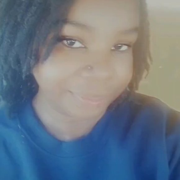 Profile Picture of Nicola Mitchell (@blaquechyna4) on Poshmark