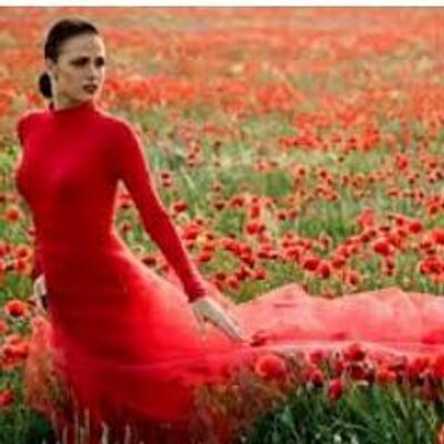 Profile Picture of Suzanne Lara (@itsmesuzzzz) on Twitter