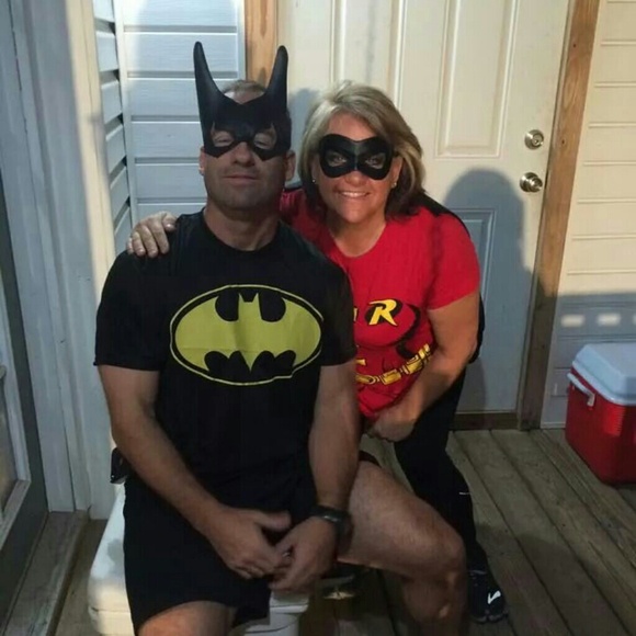 Profile Picture of Debbie Swiney (@daswiney) on Poshmark