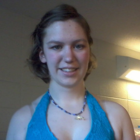 Profile Picture of Crystal Simon (@evilearscat) on Poshmark