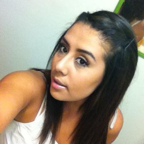 Profile Picture of Adriana Caudillo zaragoza (@adrianacaudillo) on Poshmark