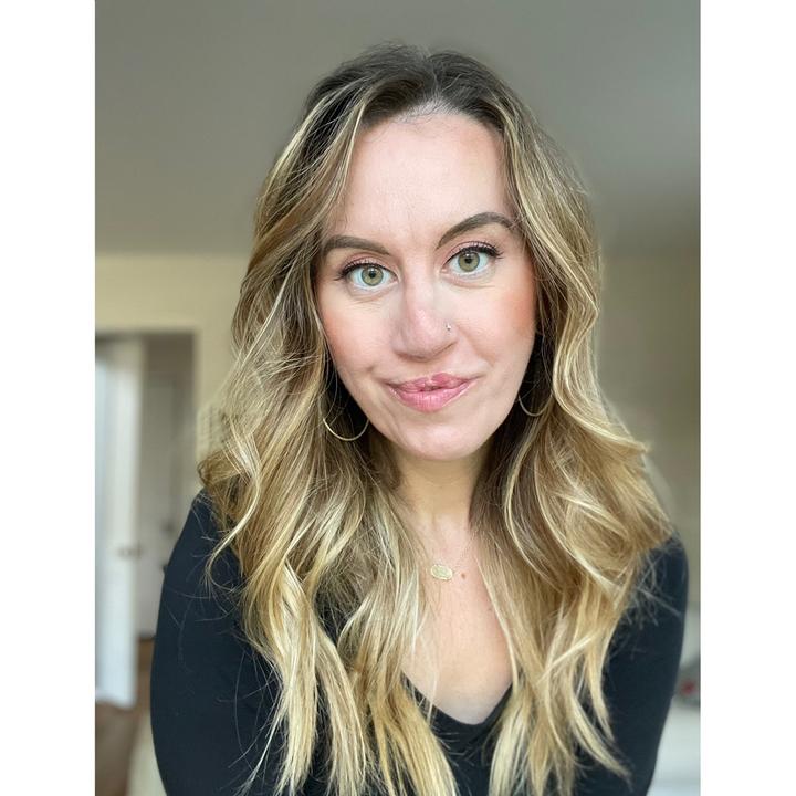 Profile Picture of Ashley Barbour (@@cleftlove) on Tiktok