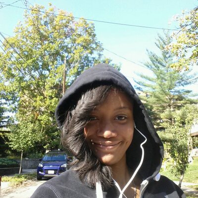 Profile Picture of Ariel Angelica Hodge (@angelica_hodge) on Twitter