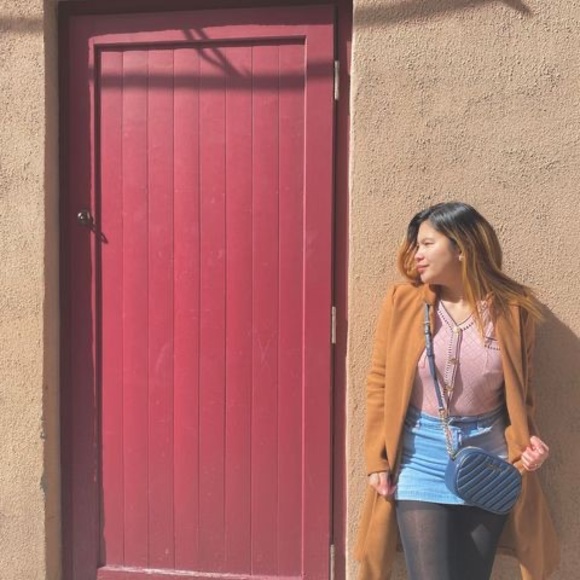 Profile Picture of Queenie Maghari (@queenieestinopo) on Poshmark