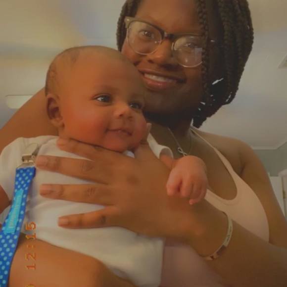 Profile Picture of Alexa Isaac (@alexaisaac) on Poshmark