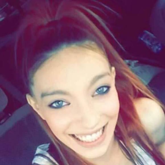 Profile Picture of Dominique Gibbs (@dominiquegib471) on Poshmark