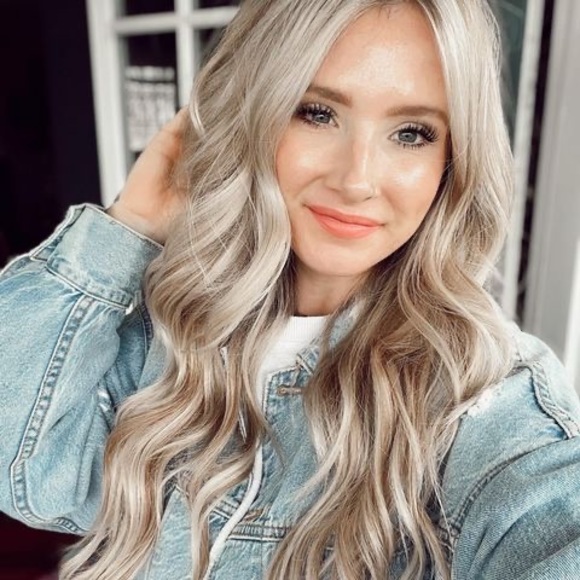 Profile Picture of Katelyn Harmon (@katelynmcalpin) on Poshmark