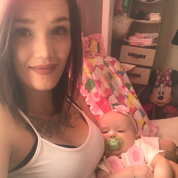 Profile Picture of Kyleey Wooton (@kywooton) on Poshmark
