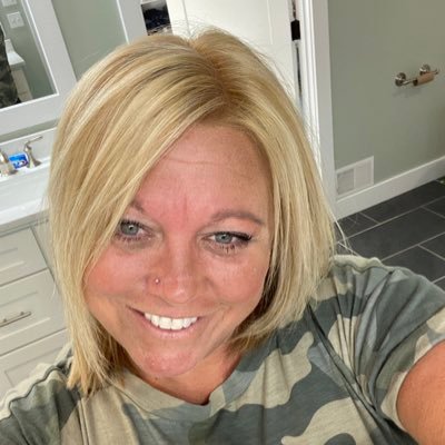 Profile Photo of Kim Cavanaugh (@KimCavanaugh15) on Twitter