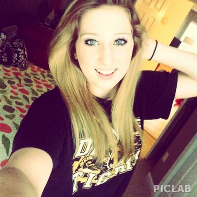 Profile Picture of Kayla Boles (@BolesKayla) on Twitter